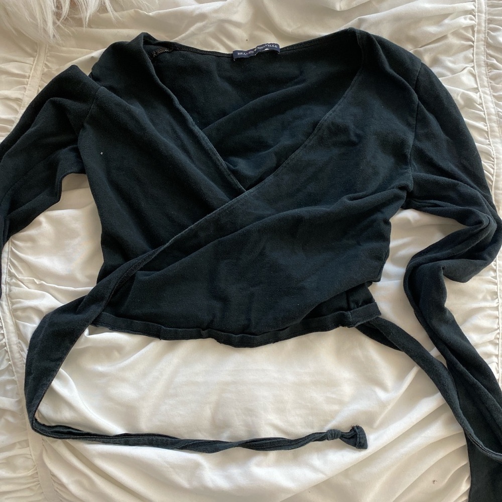 Brandy melville wrap top
